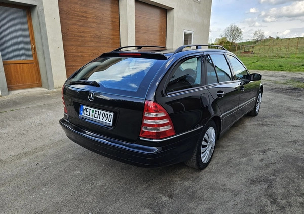 Mercedes-Benz Klasa C cena 11999 przebieg: 293228, rok produkcji 2006 z Gostyń małe 704